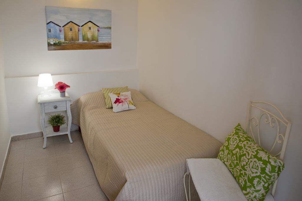 Pension Casablanca B&B Tenerife Santa Cruz de Tenerife Quarto foto